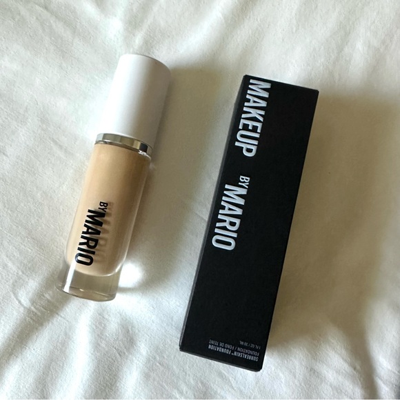 $44+tax Makeup by Mario Surrealskin foundation 4.5 neutral light shade - Picture 2 of 3